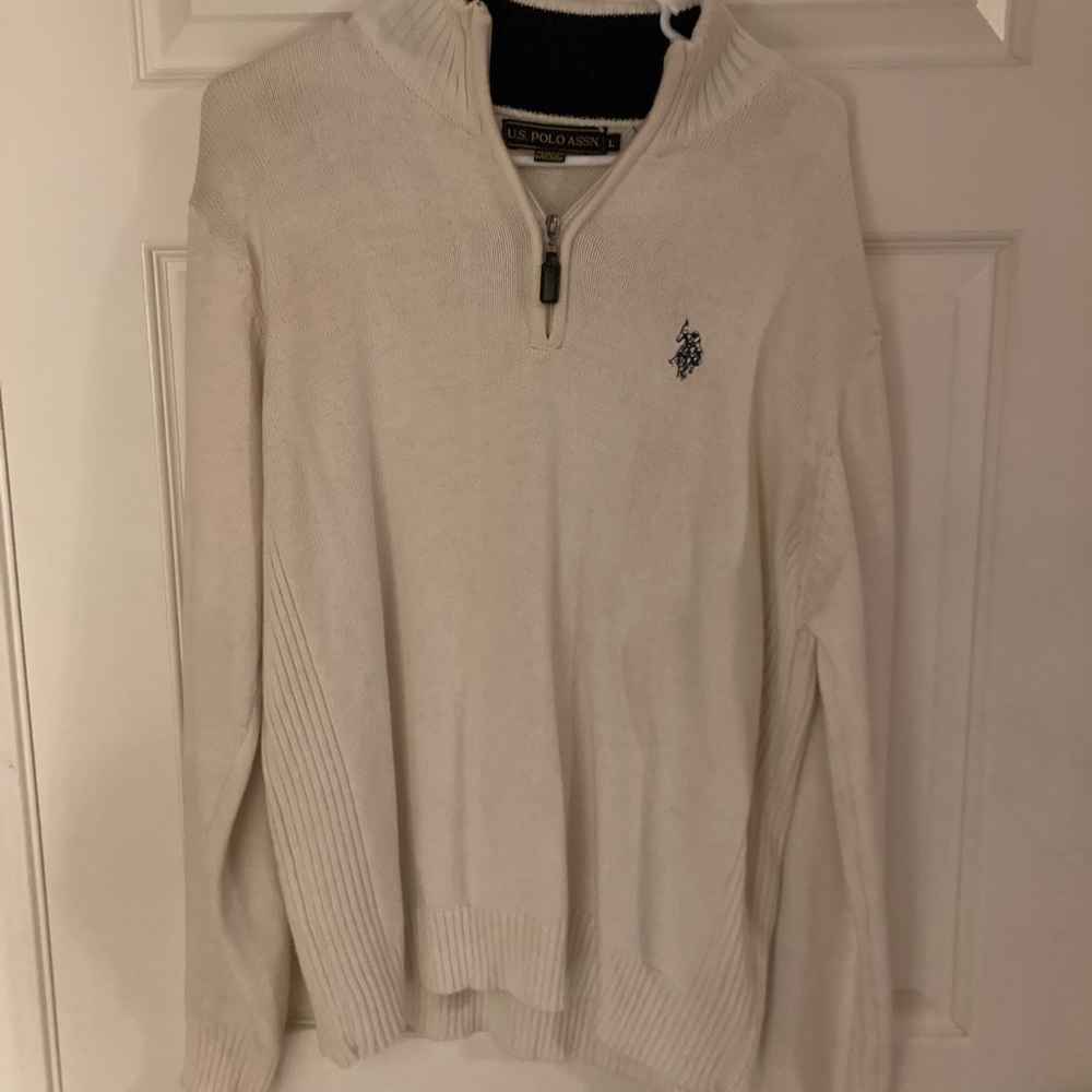 Men’s pullover sweater
